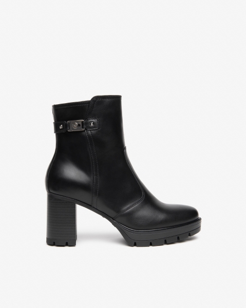 Venta de calzado online Zapatos Botas Bolsos... 