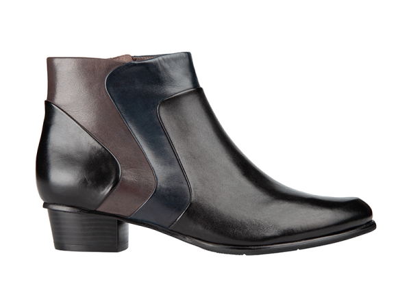 Venta de calzado online Zapatos Botas Bolsos... 