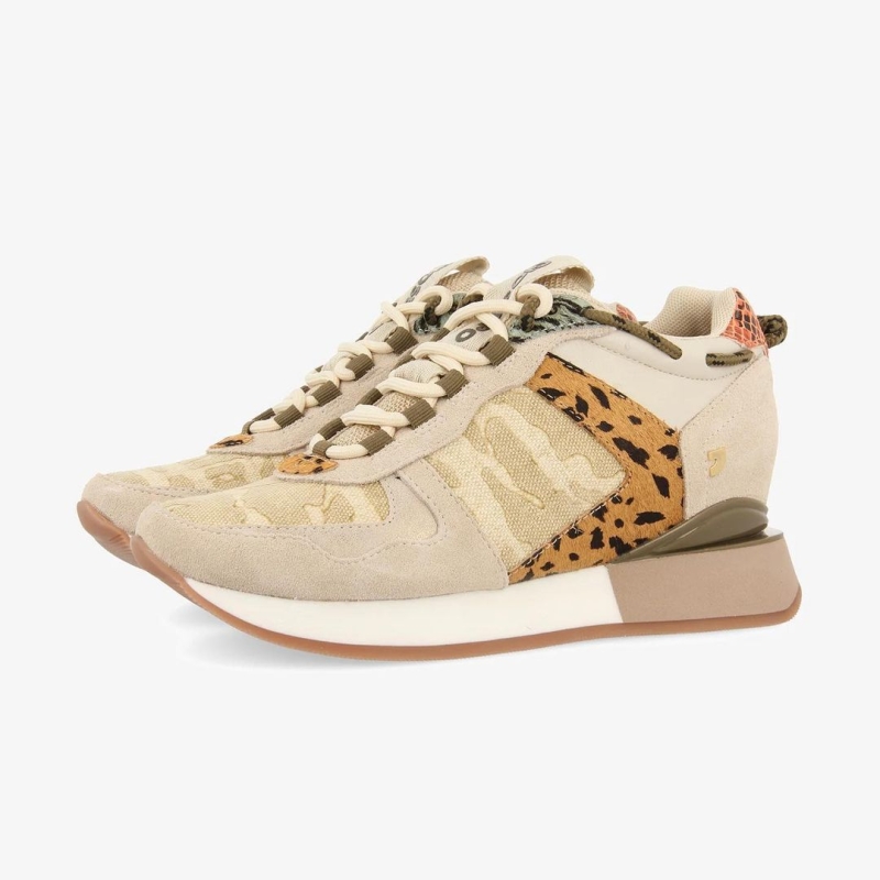 Deportivas con cu&ntilde;aA nosotras nos encantan y a ti? #newcollecti 
