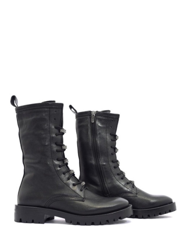 El modelo perfecto para tus looks de invierno www.fontpell.com#tende 