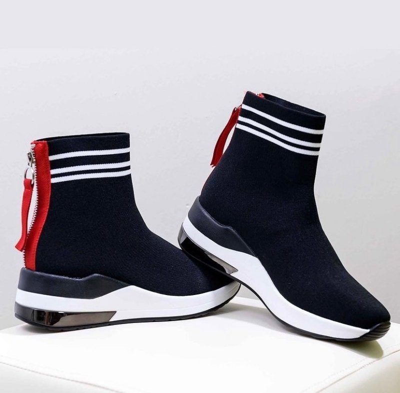 #backinstock Nos encantan los botines tipo calcet&iacute;n. M&aacute;s mo 