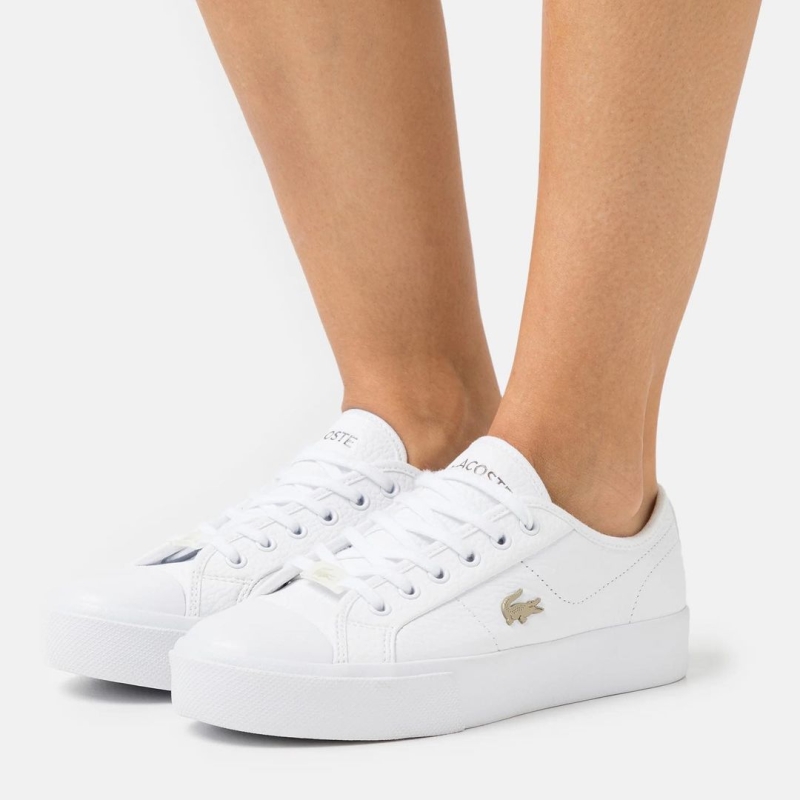 Nosotras somos de deportivas blancas en primavera #newcollection Feliz dom 
