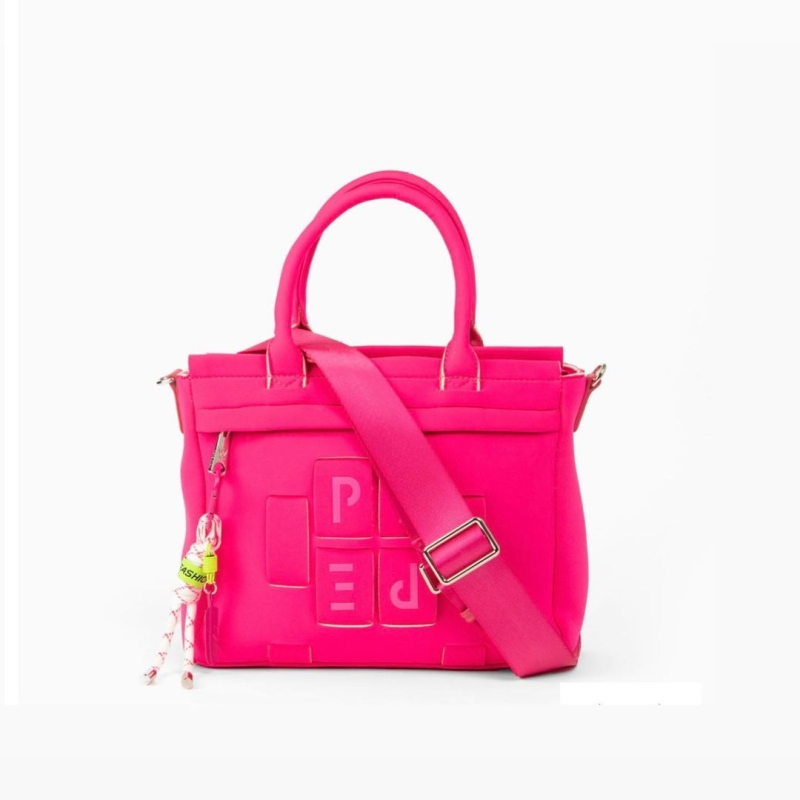 El color viene pisando fuerte esta primavera Avance de colección de bolsos ya d 