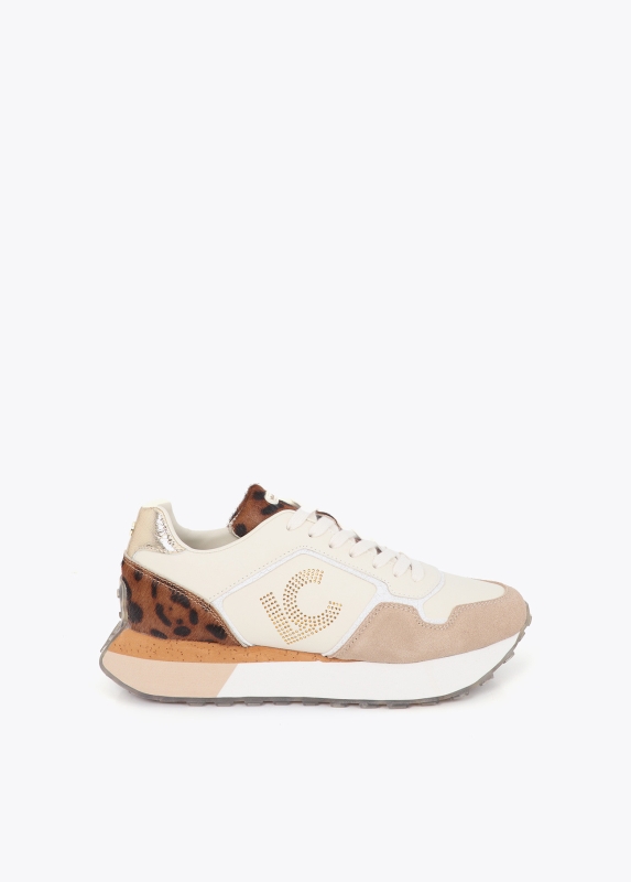 LOLA CASADEMUNT 2605012